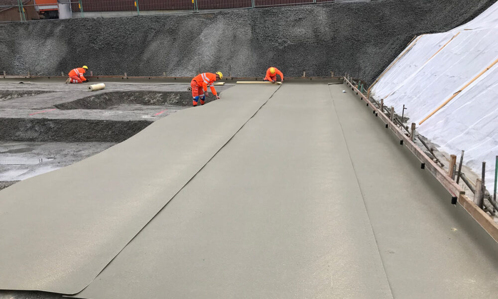Postavljanje SikaProof® sustava za hidroizolaciju / photo: Sika