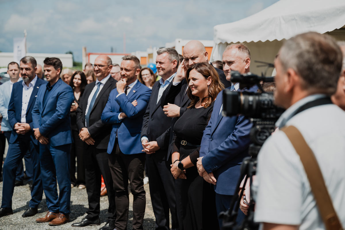 Polaganje kamena temeljca Za izgradnju novog industrijskog pogona TECE-a / photo: TECE