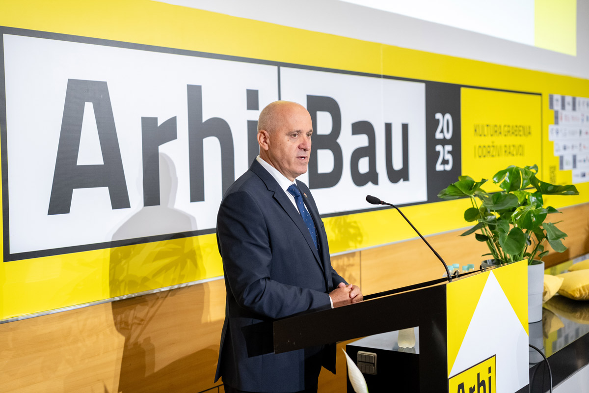 Ministar Branko Bačić na otvaranju ArhiBau 2025 / photo: Mihael Vukoje