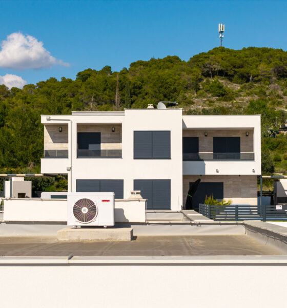 Ariston dizalica topline Nimbus Pocket M NET R32 / photo: Ariston