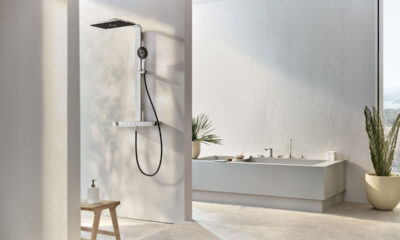 GROHE Rainshower Aqua Pure tuš-sustav u enterijeru kupaonice / photo: GROHE
