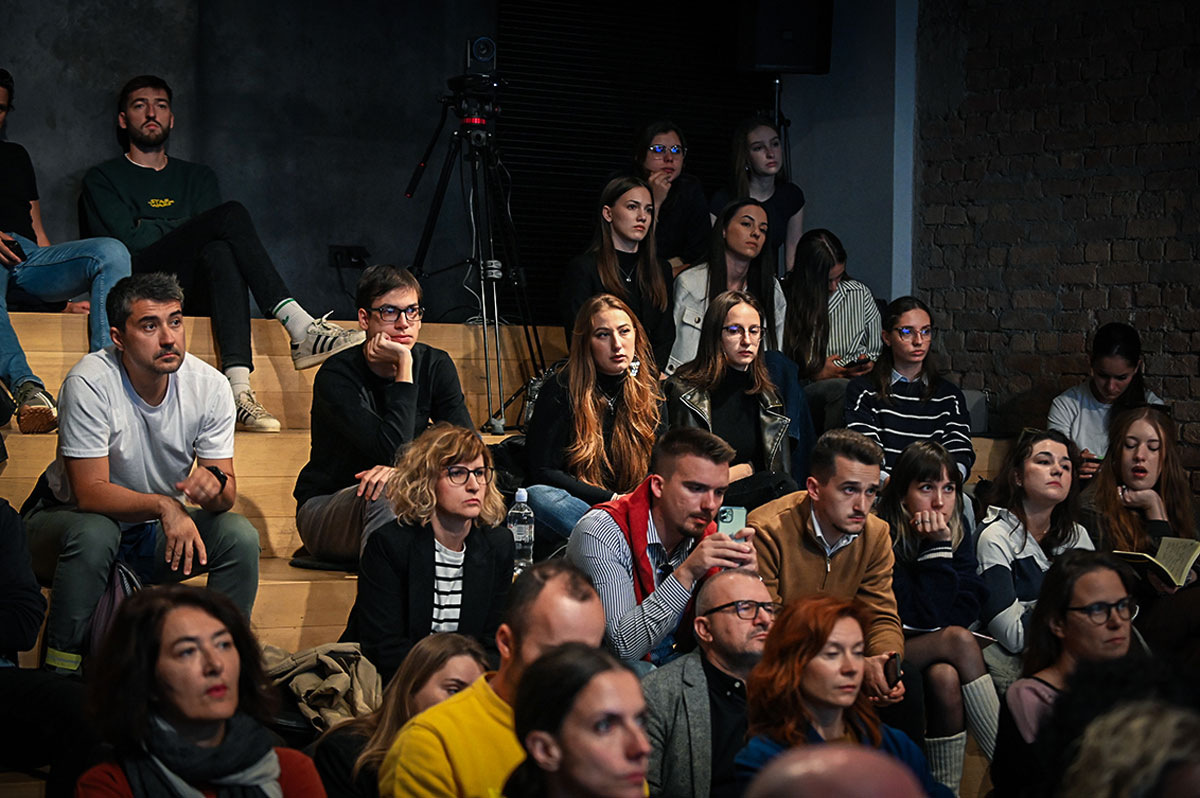 Posjetitelji na Javnoj tribini: Standard usluga arhitekata kao ključ profesionalizacije struke / photo: Denis Lepur