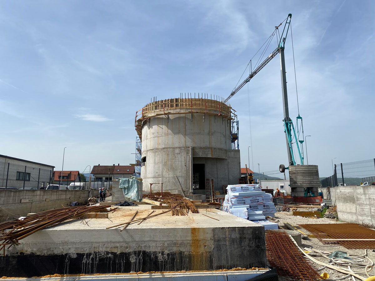 projekt: ASCOM-invest - Kada funkcija puca, a oblik pogodi cilj 11 projekt: RITOŠA-trgovine d.o.o. / autor projekta: ASCOM-invest d.o.o. / glavni projektant:Timea Marochihi dipl.ing.arh. / photo: Timea Marochihi i MICPRO d.o.o.