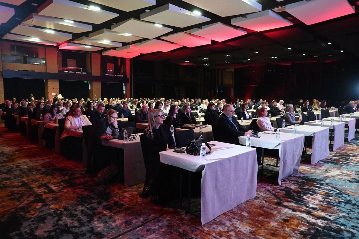 I ove godine Regionalna konferencija i sajam „Sfera 2026: Tehnologija betona“ ispunili su očekivanja 2 Konferencijska sala na Regionalnoj konferenciji i sajmu "Sfera 2026: Tehnologija betona" / photo: Sfera d.o.o.