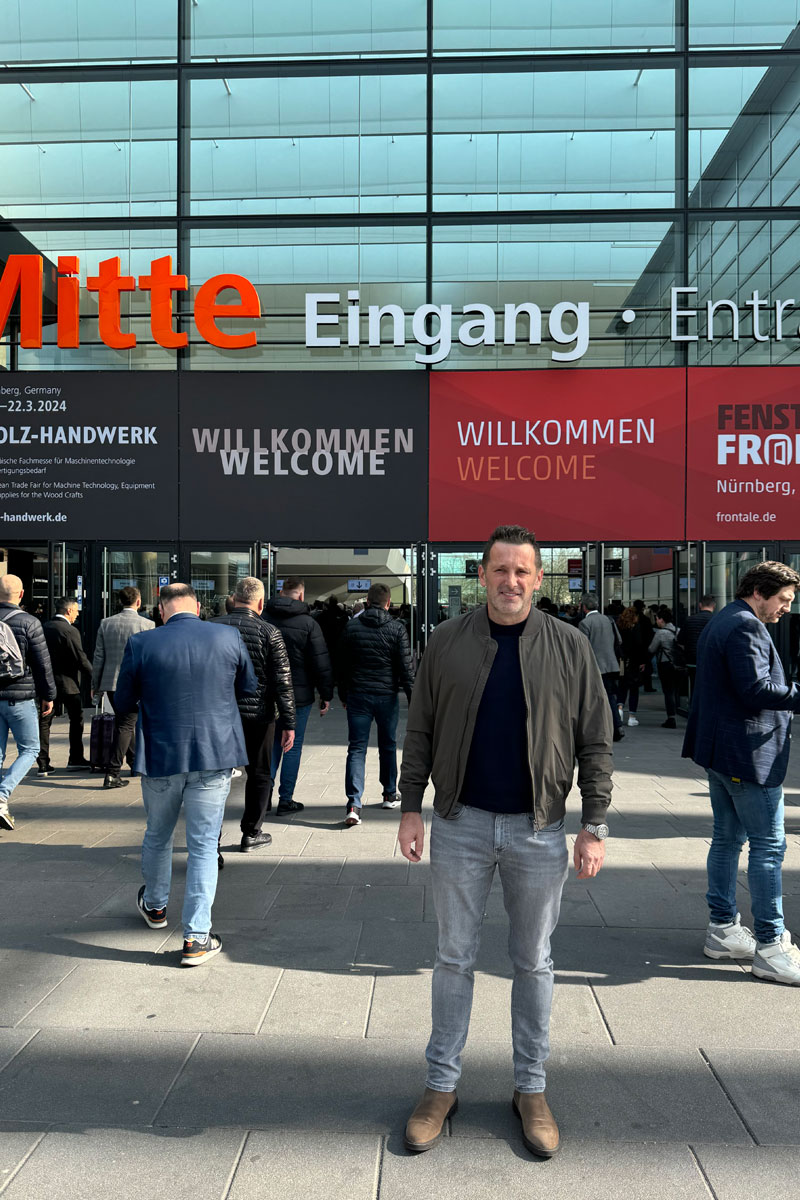 FENSTERBAU FRONTALE 2026 - Industrija prozora, vrata i fasada pod istim krovom 3 Predrag Rađen, urednik časopisa "grenef." na Fensterbau Frontale / photo: Lična arhiva