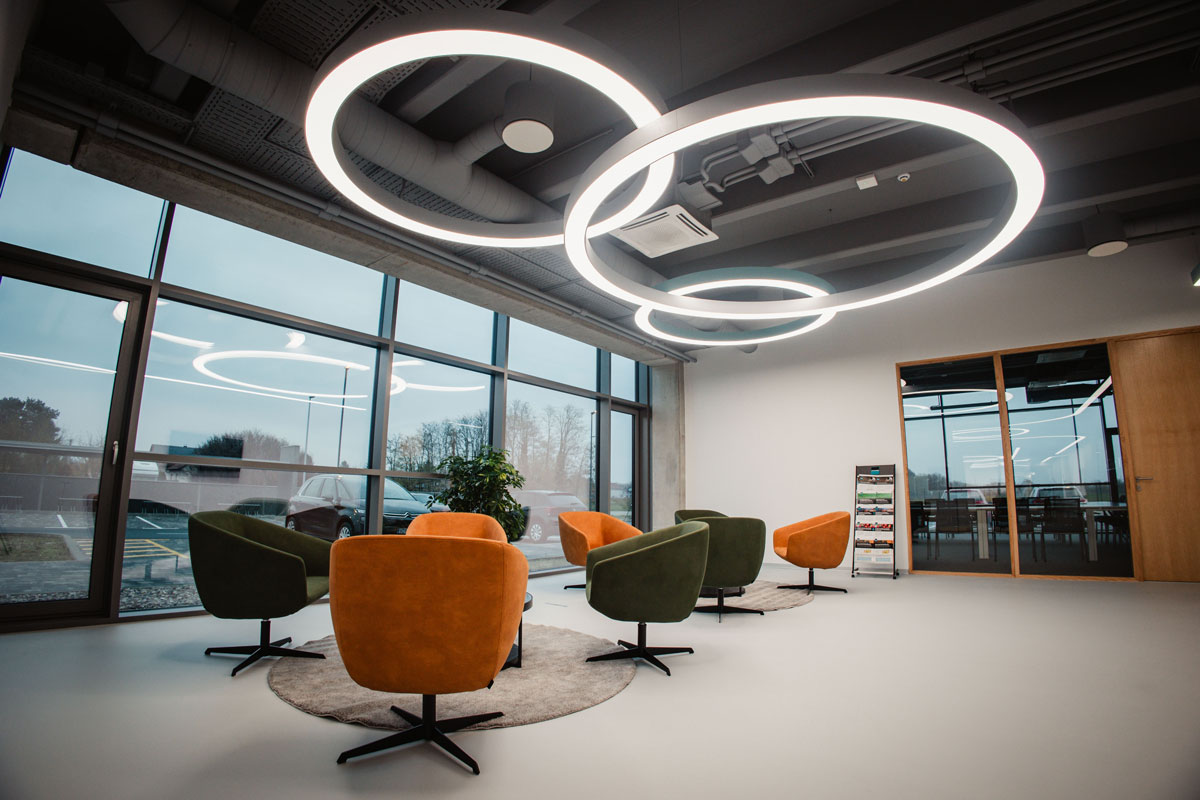 intervju: Damir Dolar - Kako je FRAMOS izgradio kampus budućnosti 1 Interijer kancelarijskog prostora / photo: FRAMOS Technologies d.o.o.