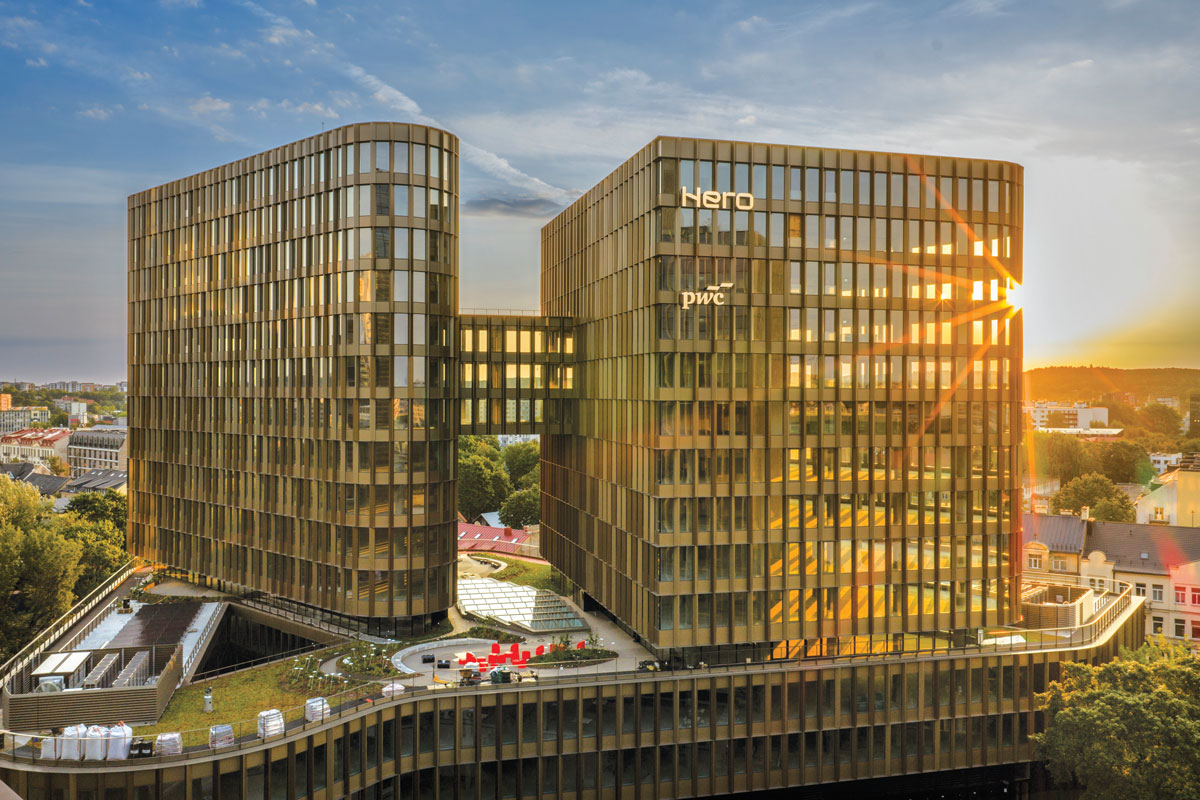 Vilnius dobiva novu poslovnu zvijezdu – Hero Business Centre 1 projekt: Hero Business Centre / autor projekta: Cloud Architektai / photo: Irmantas Gelūnas