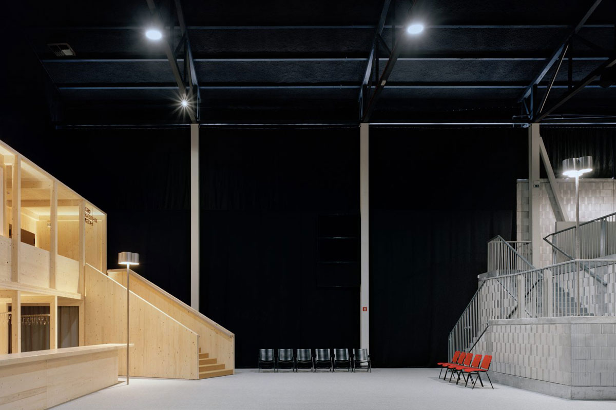 Proglašeni pobjednici EUmies Awards 2026 2 projekt: Temporary Spaces for the Slovenian National Theatre Drama / autor projekta: Vidic Grohar Arhitekti u suradnji s tvrtkom L56 d.o.o. / photo: Maxime Delvaux