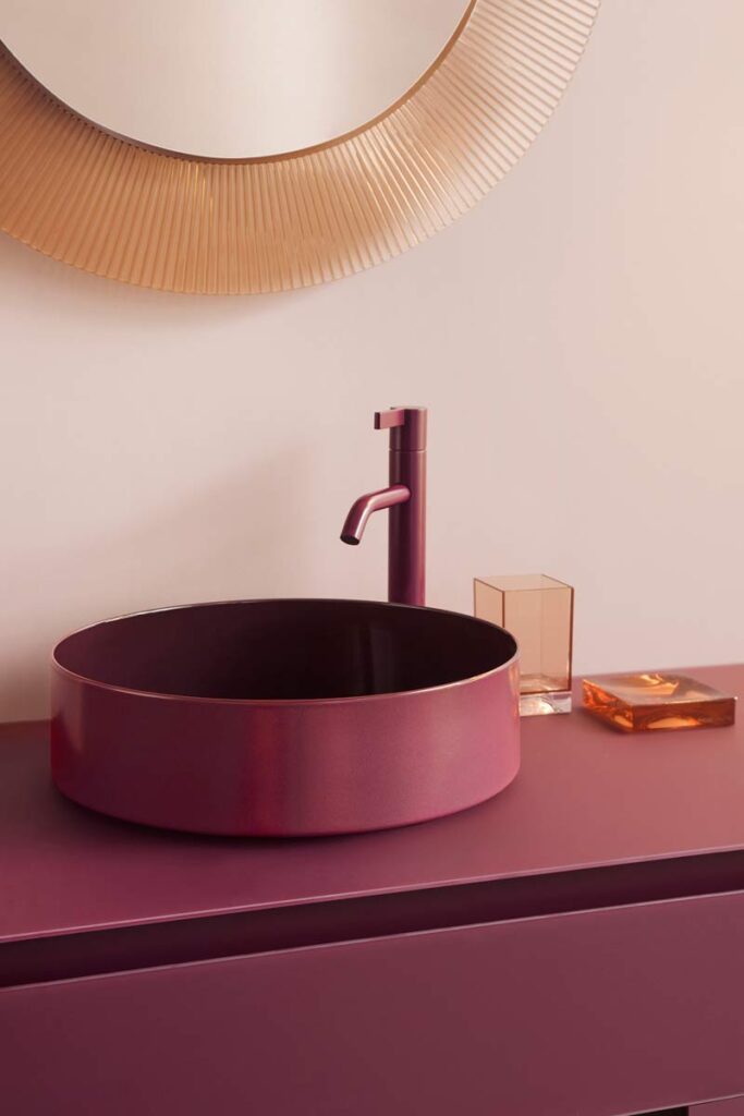 LAUFEN i Kartell otvaraju novo poglavlje: Suradnja koja je vratila boju u kupaonicu 3 LAUFEN i Kartell nova boja umivaonika / photo: LAUFEN
