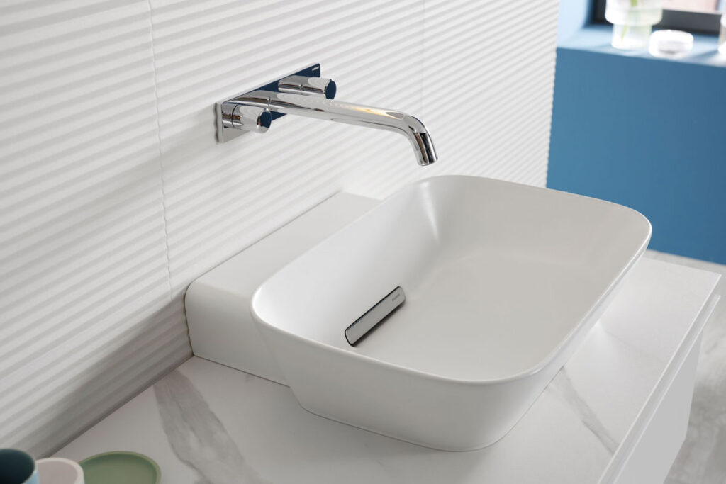 Geberit - MASTERING WATER 5 MASTERING WATER Geberit umivaonik CleanDrain / photo: Geberit
