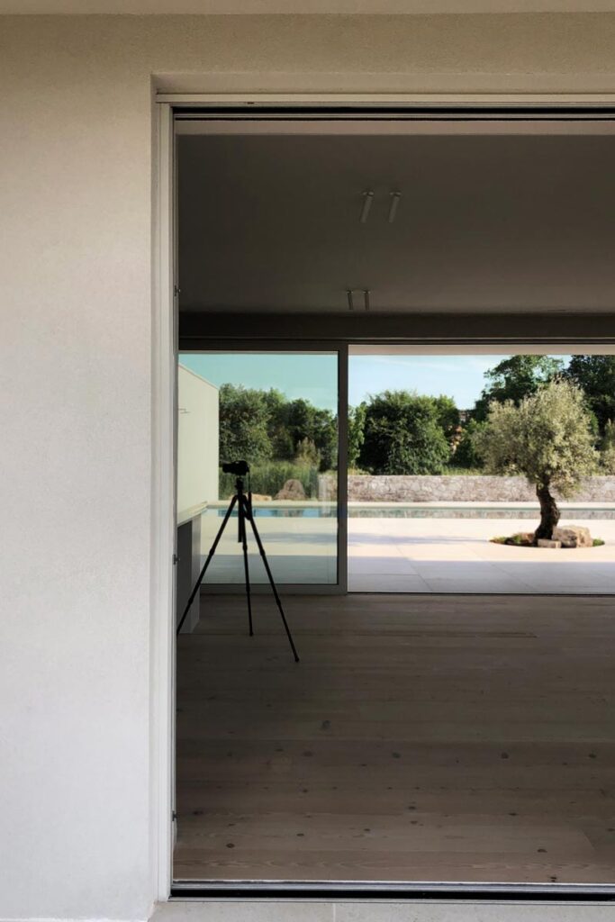 projekt: Studio Autori - Kopneno mediteransko utočište 4 projekt: Istria House / autor projekta: Studio Autori / photo: Ilya Ivanov & Studio Autori