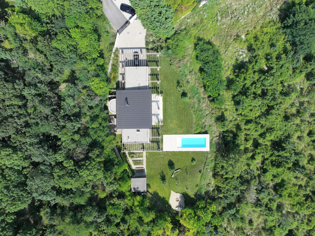 projekt: Villa VICUS - Arhitektura oblikovana prema krajoliku 2 projekt: Villa VICUS / autor projekta: sebastian nagy architects / photo: Tomáš Manina